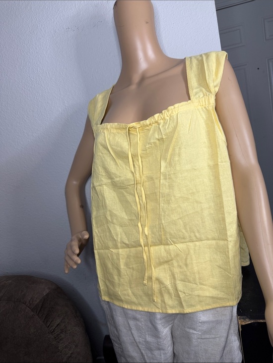 Banana Republic Tops - Banana Republic Linen Blend Tank Top Yellow NWT Size Large
